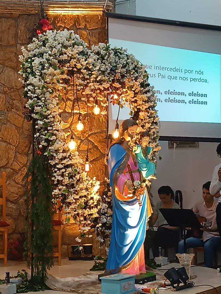 Grupo de jovens da Paróquia do Rosário promove campanha de oração